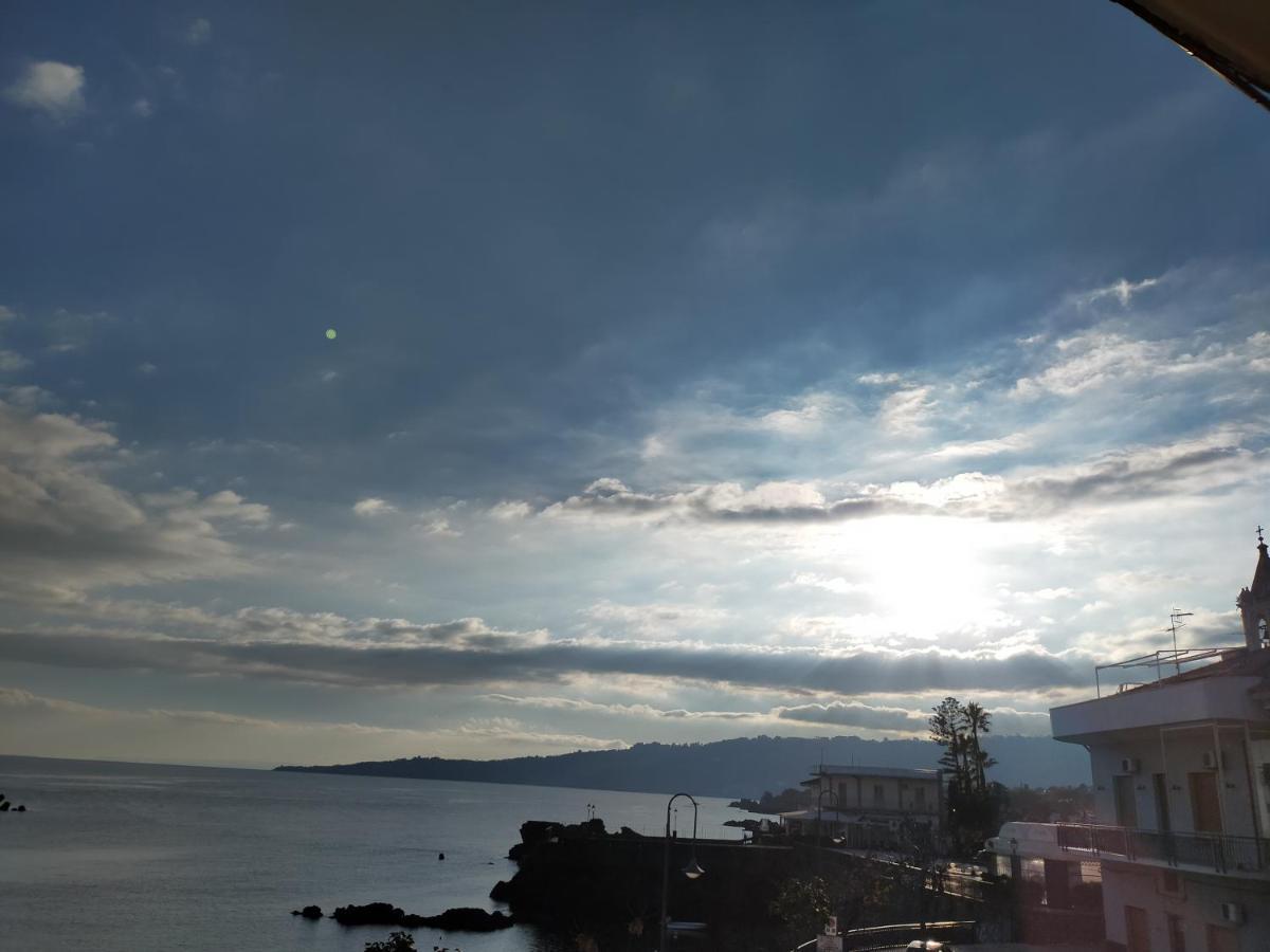 B&B La Spiaggetta Di Stazzo Acireale Exterior foto