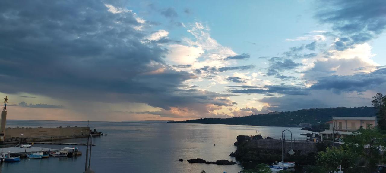 B&B La Spiaggetta Di Stazzo Acireale Exterior foto